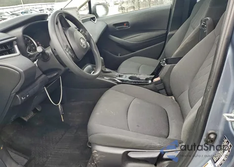 2022 Toyota Corolla Le z USA, uszkodzony, nr VIN JTDEPMAE7N3015121